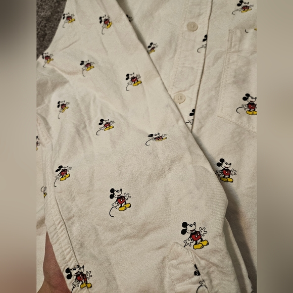 H&M Disney Collab White Shirt with Mickey Mouse Print Mens Medium - Picture 6 of 8